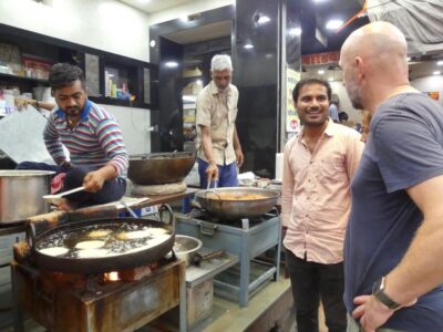 Afternoon Walking tour -The Pushkar Route - Shopping-free and spirituality-first: How the tour keeps it honest