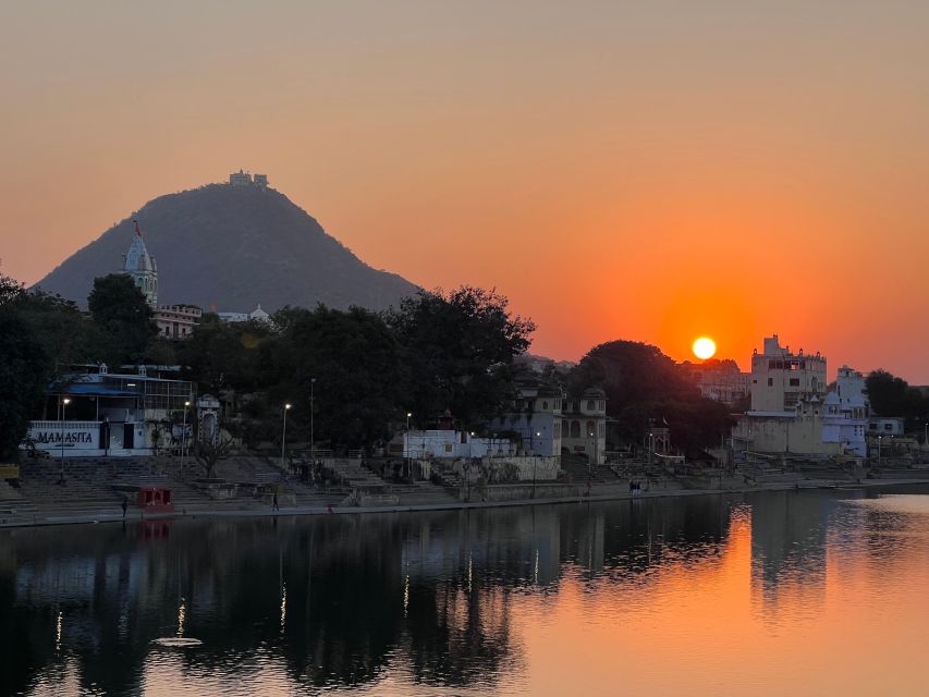 Afternoon Walking tour -The Pushkar Route - Evening streets and the ending pooja: What to expect (and what to set aside)