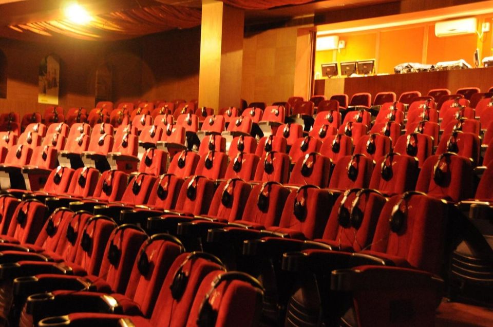 Agra: Mohabbat the Taj show tickets and agra transfers - The Agra transfer: private pickup that protects your schedule