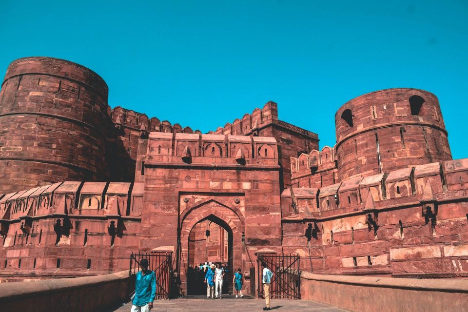 Agra: Skip-the-Line Taj Mahal & Agra Fort Private Tour - Guides and Drivers: The Human Part You’ll Remember