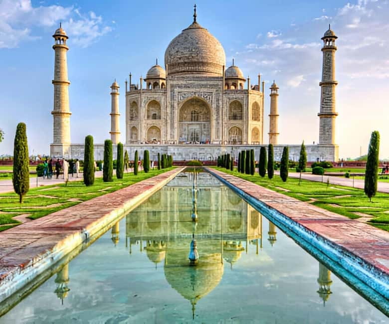 Agra: Skip-The-Line Taj Mahal & Agra Private Tour By Car - Sunrise vs daytime: how timing changes the day