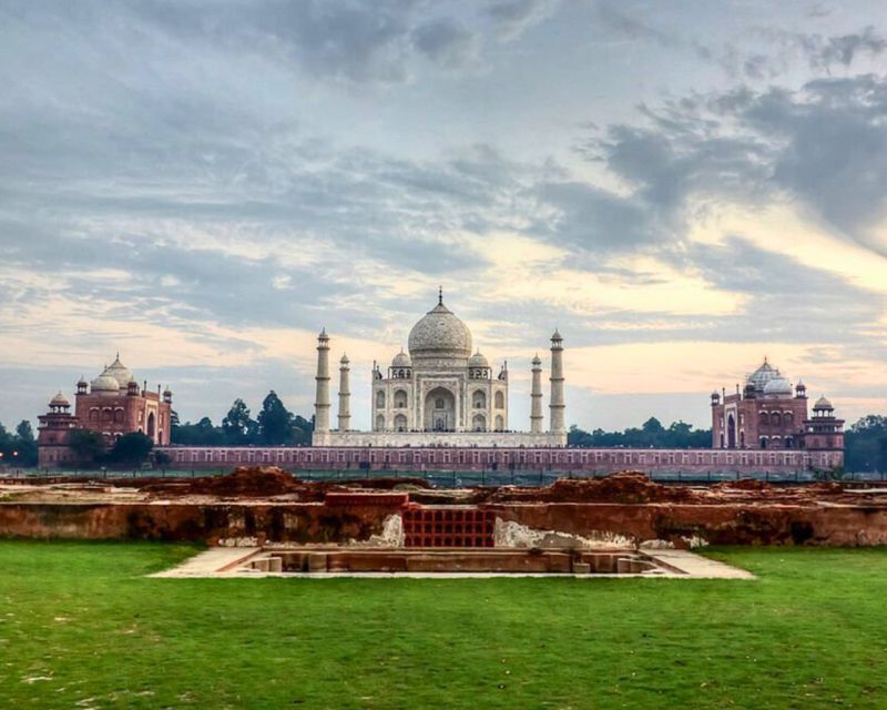 Agra: Skip-The-Line Taj Mahal & Agra Private Tour By Car - Breakfast or lunch stop: plan where you want to spend your money