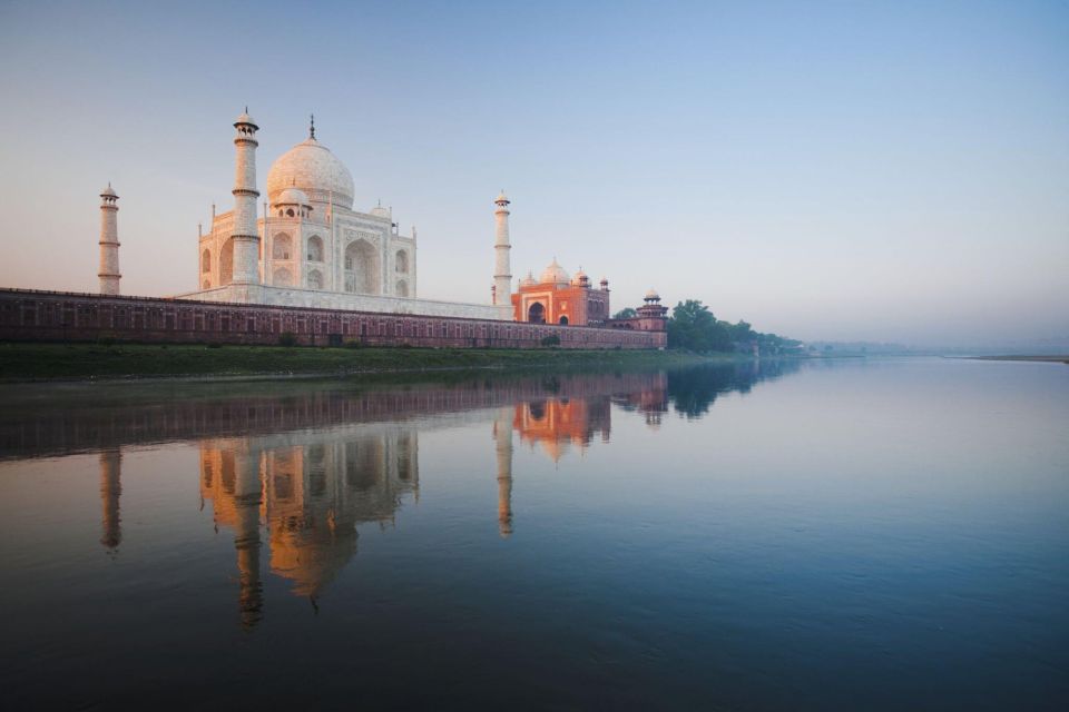 Agra: Skip The Line Taj Mahal Tour With Optional Tuk Tuk - Why skipping the line matters at the Taj Mahal