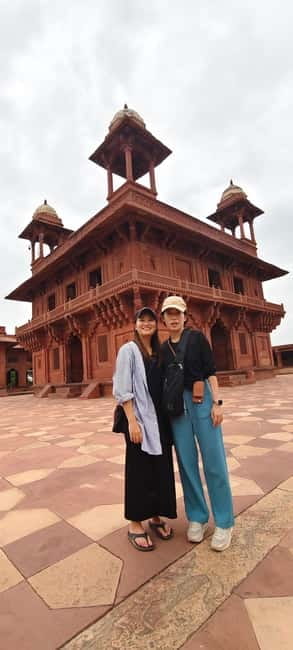 Agra: Taj Mahal, Agra Fort & Fatehpur Sikri Guided Tour - A sunrise Taj Mahal that feels less like a photo stop