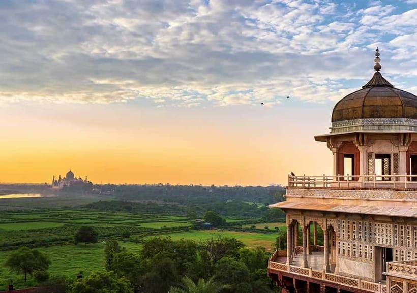 Agra: Taj Mahal and Agra Fort Private Tour with Lunch - Price and Value: Is $14 a Good Deal Here?