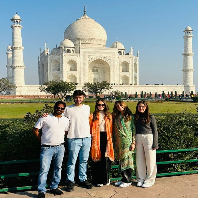 Agra: Taj Mahal and Mausoleum Guided Tour with Skip-the-Line - Picture-Perfect Help: Why the Guide’s Camera Skills Matter