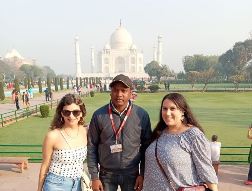 Agra: Taj Mahal Entry Tickets with optional Licensed Guide - Who this private Taj Mahal tour is best for