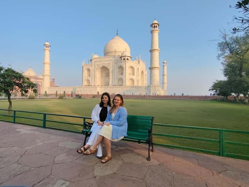 Agra: Taj Mahal Skip-the-Line & Guided Private 3 Hours Tour - Inside the Taj Mahal: 3 Hours, Symmetry, and Marble Detail