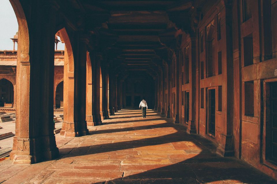Agra: Tajmahal and Agra fort Entry tickets with Tour Guide - FAQ