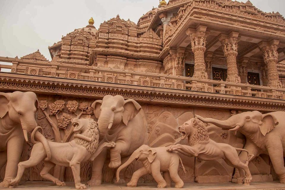 Akshardham Light & Fountain Show with Pick-up & Drop-off - FAQ
