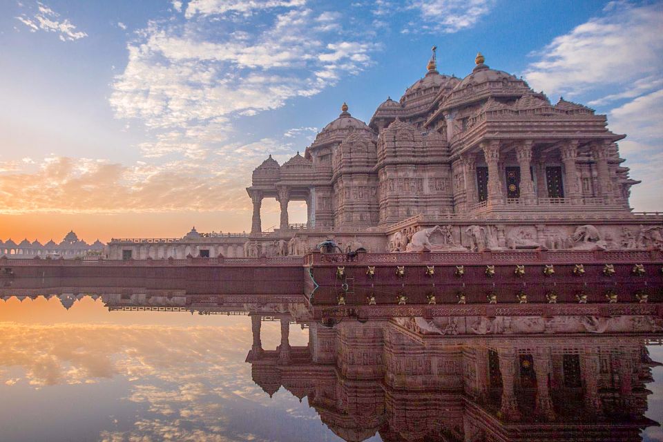 Akshardham Light & Fountain Show with Pick-up & Drop-off - Comfort and rules that can make or break your experience