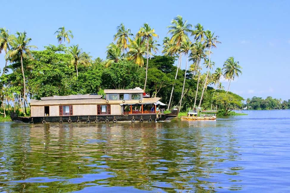 Aleppey Houseboat backwater Day Tour with Lunch and pickup - Key things to know before you go