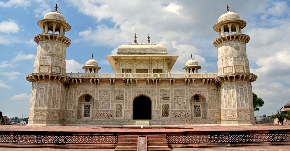 All Inclusive Private Taj Mahal Luxury Tour from Delhi - Price (about $51 per person): how to judge the value