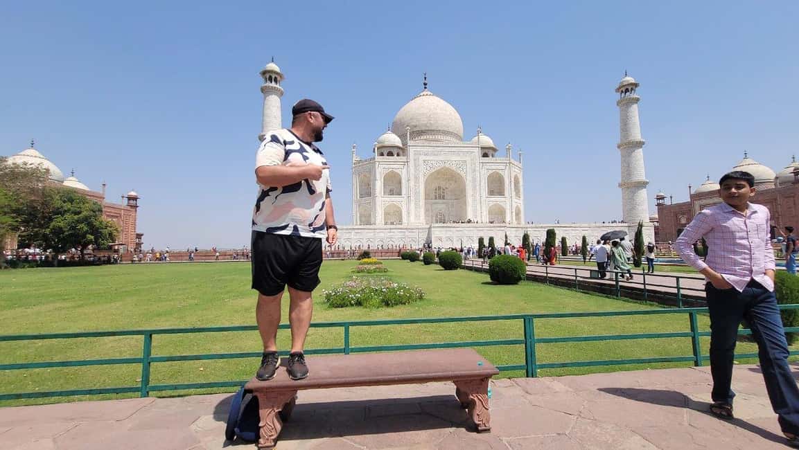 All-Inclusive Sunrise Taj Mahal, Agra Fort & Baby Taj Tour - Private pickup from Delhi-NCR: fast enough to matter