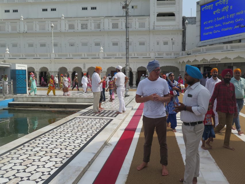 Amritsar: Golden Temple, Jallianwala Bagh, Wagah Border Tour - Golden Temple and Langar: Peace on a Marble Square