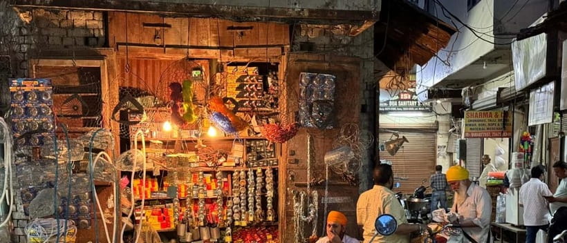 Amritsar Heritage Walk: "Back in Time" - Jallianwala Bagh: where history asks for respect