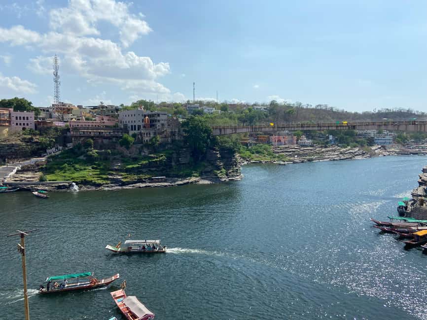Aurangabad: 3-day Lonar Crater, Ajanta, & Ellora Caves Tour - Day 3: Lonar Crater’s Meteor Lake Weirdness and Daityasudan Temple