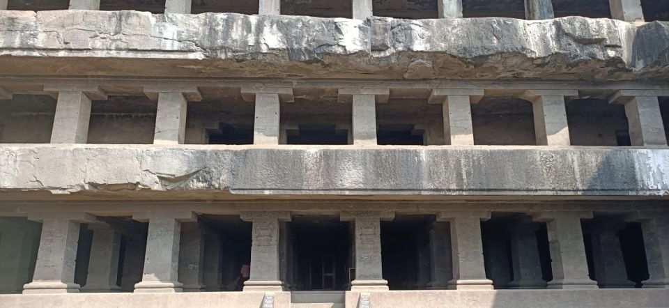 Aurangabad to Ajanta and Ellora: 2-Day All-Inclusive Tour - The transport setup: private AC car, smart capacity, and safer roads