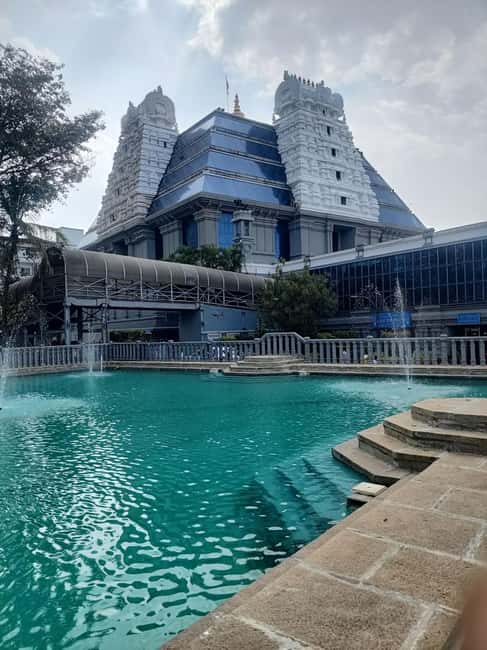 Bangalore City Tour: Walking, Palace & Temples - Bangalore Palace: what you’ll likely see and how to plan your expectations