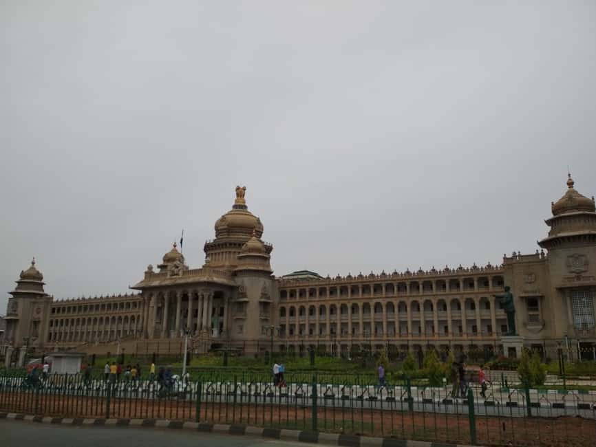 Bangalore: Private Half-Day Sightseeing Tour - Bull Temple (Dodda Basavana Gudi): Nandi made from one piece of granite
