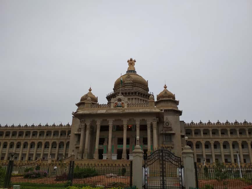 Bangalore: Private Half-Day Sightseeing Tour - Timing, transportation, and what you should bring