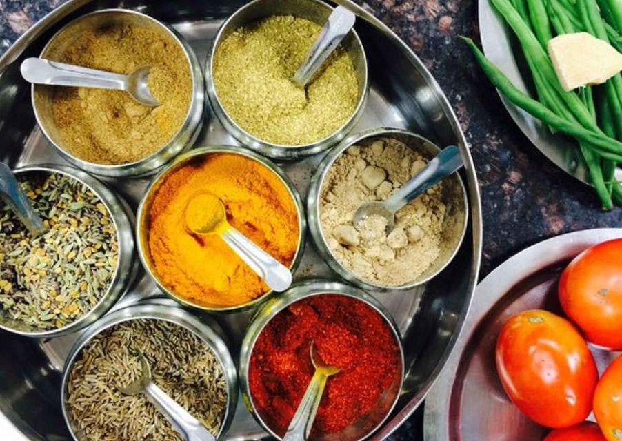 Bangalore: Traditional Cooking Classes & Dinner with Family - Meeting Point and Pickup: Don’t Let Timing Steal Your Fun