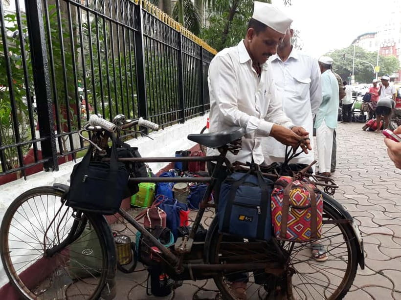 Best Combo Tour: Dabbawalas, Dhobi Ghat and Slum with Train - The Dabbawalas: Lunchbox Logistics That Actually Works