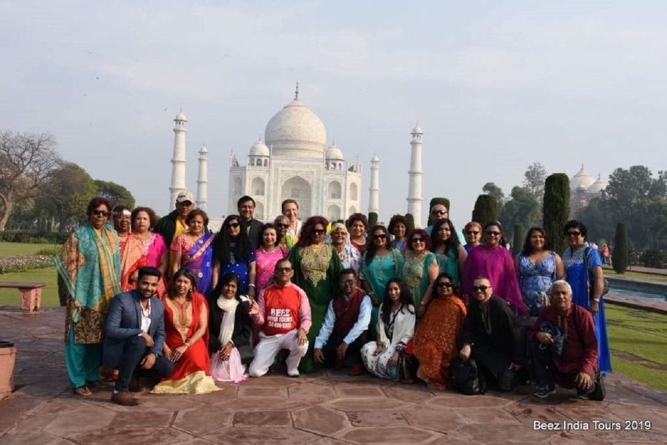 Book Govt. Approved Tour Guide For Taj Mahal & Fort - Agra Fort: Indo-Islamic Architecture in a Tight, Effective Window
