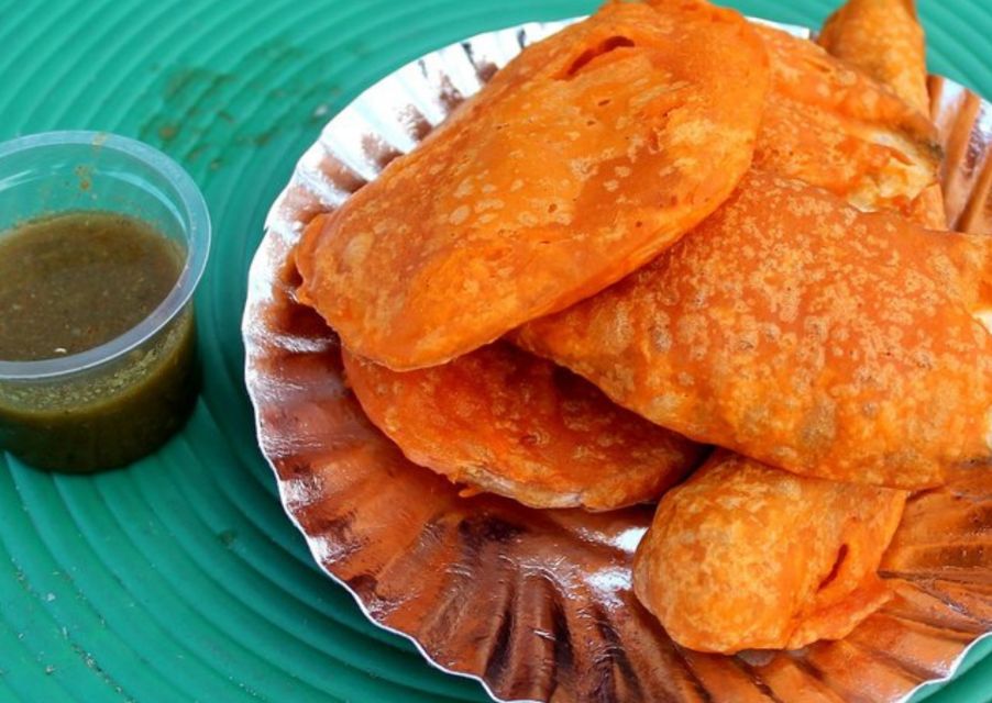 Chennai: 2 Hour Street Food Walking Tour - Guides and communication in English and Hindi (and why it affects your food)