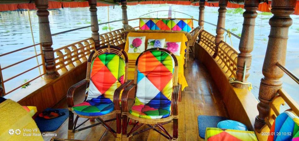 Cochin : Alleppey/Alappuzha Backwater Canoe (Shikara) Cruise - The Optional Guide Choice: When It’s Worth the Extra Cost