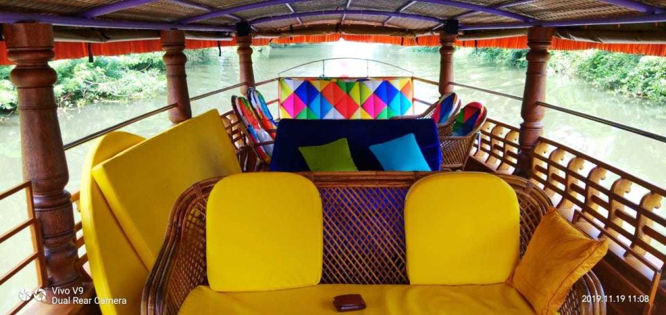 Cochin : Alleppey/Alappuzha Backwater Canoe (Shikara) Cruise - Who This Is Best For (and Who Should Skip It)