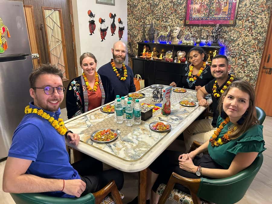 Delhi: AI Cooking Class and Much More in a Local Family Home - Masala Chai, Roti, Dal, and Dessert: Why the Menu Structure Works