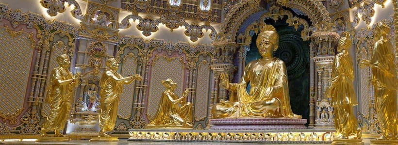 Delhi: Akshardham Temple Tour with Light and Water Show - Entering Akshardham: what a guided “darshan” route actually does for you
