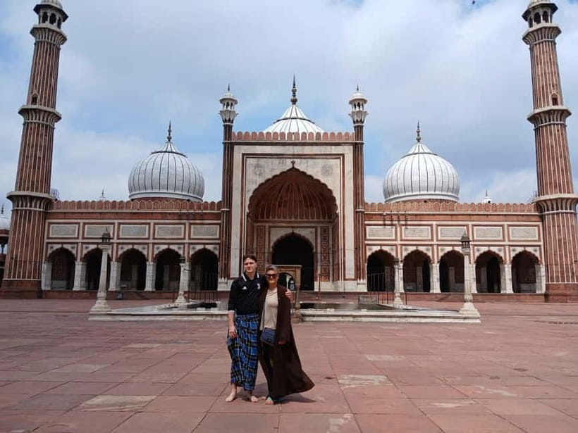 Delhi: Customizable Old and New Delhi Half or Full Day Tour - Laxmi Narayan Temple and the Shape of Faith