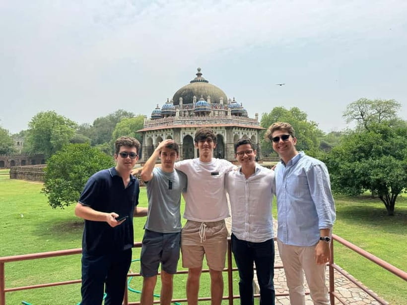 Delhi: Customizable Old and New Delhi Half or Full Day Tour - Price and Logistics: Getting Value from the $18 Cost