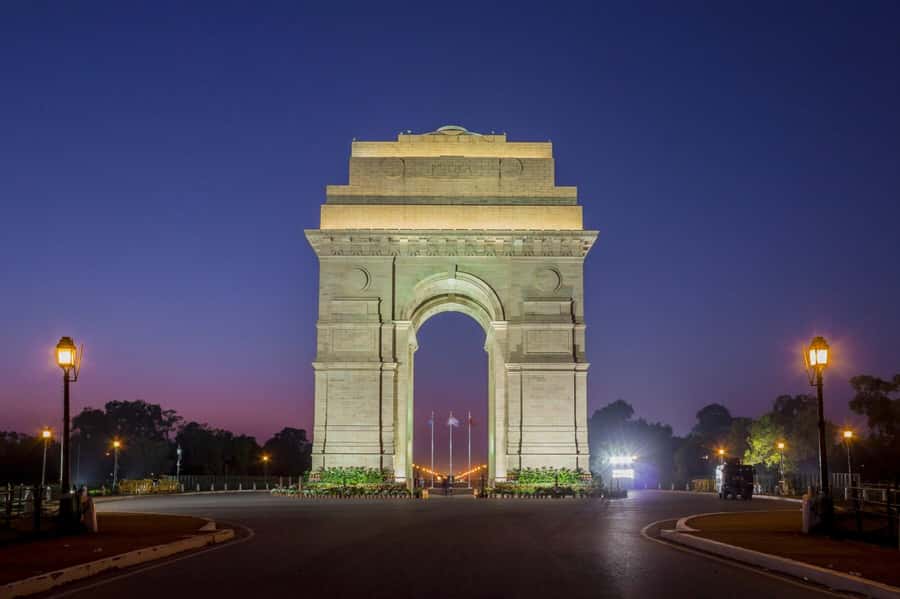 Delhi: Exclusive Private Evening Delhi Sightseeing Tour - Lodhi Art District: street art with a real backstory