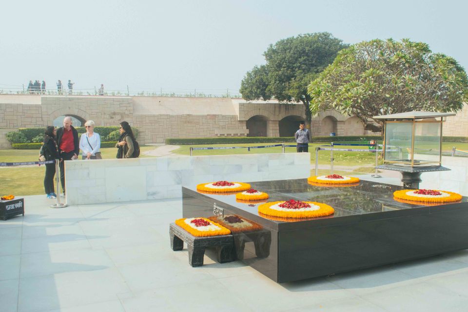 Delhi Footsteps of Mahatma Gandhi Half-Day Tour - Raj Ghat on the Yamuna: where Hey Ram is etched into the visit