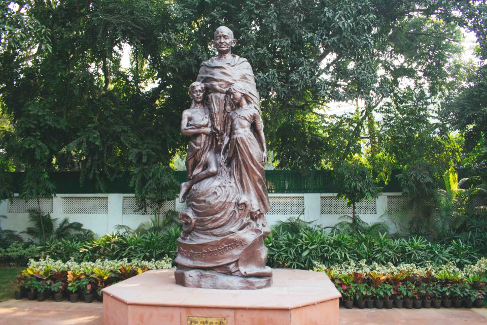 Delhi Footsteps of Mahatma Gandhi Half-Day Tour - National Gandhi Museum: original books, journals, and audio-video