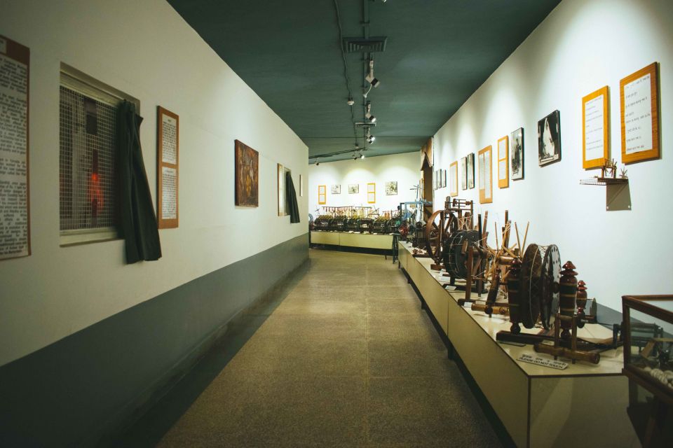 Delhi Footsteps of Mahatma Gandhi Half-Day Tour - Price and value: what $51 buys you in real terms