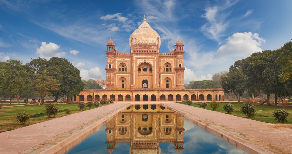 Delhi: Heritage Photography Tour - Shish Gumbad and Sikandar Lodi Tomb: the Lodhi Dynasty’s final chapter