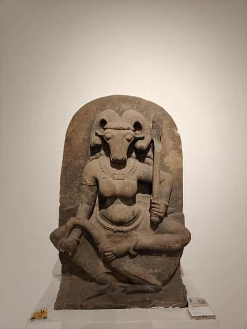 Delhi: National Museum Tour - Maurya and Gupta Art Rooms: style changes you can spot