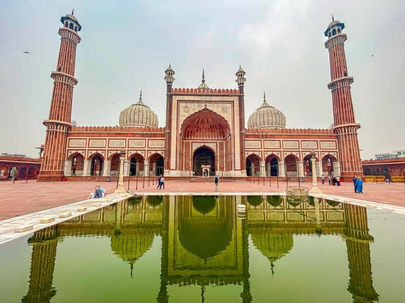 DELHI: NEW AND OLD SELF ITINERARY FULL DAY OR HALF DAY TOUR - Key highlights worth your attention