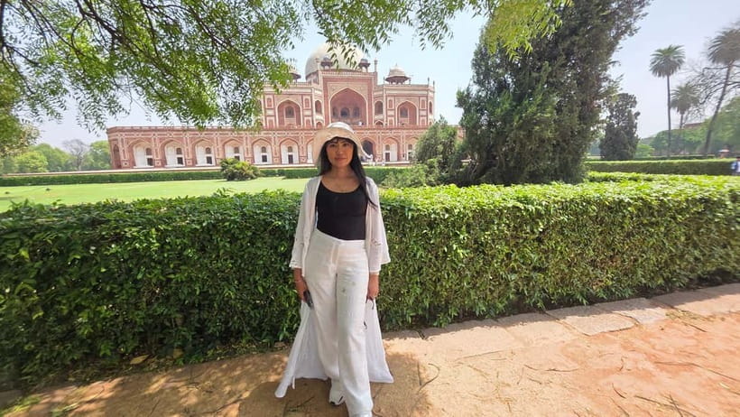 Delhi: Old And New Delhi Private Full Day & Half Day Tour - Lotus Temple: the architecture pause you’ll be glad you didn’t skip