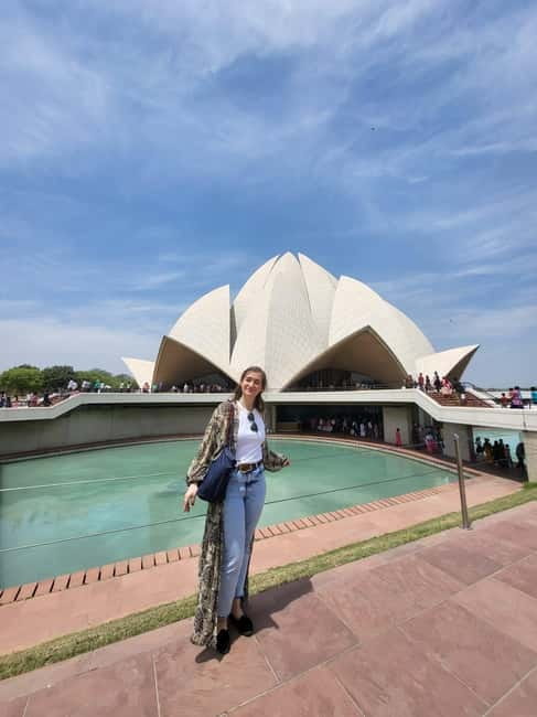 Delhi: Old And New Delhi Private Full Or Half-Day Tour - Lotus Temple: Bahai House of Worship and what to expect inside
