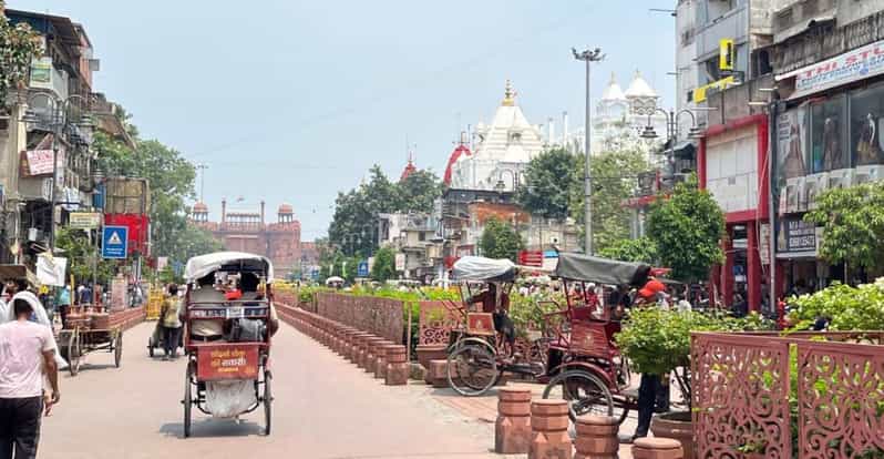 Delhi: Old Delhi City Tour with Tuk-Tuk Ride & Street Food - Key Highlights at a Glance