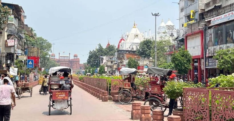 Delhi: Old Delhi City Tour with Tuk-Tuk Ride & Street Food - Old Delhi First: Why This Order Works
