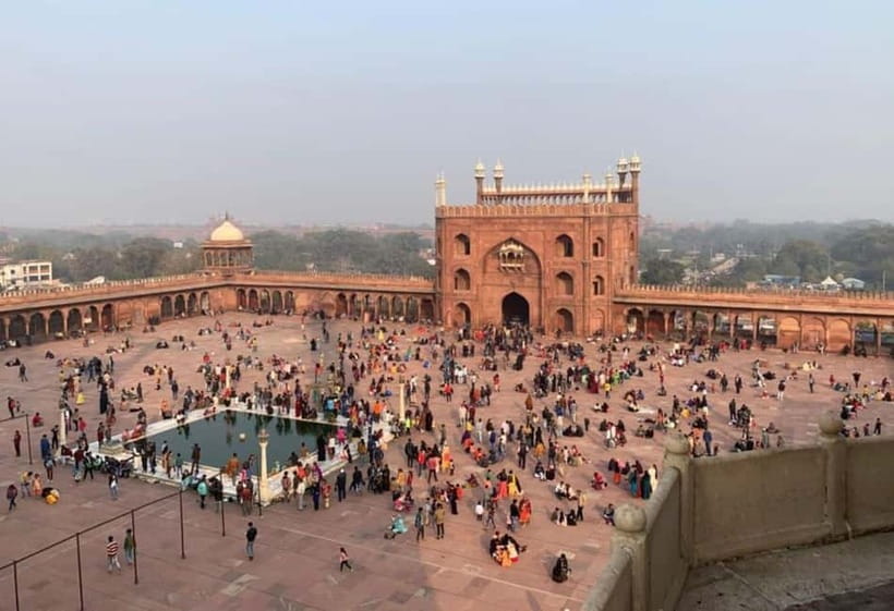 Delhi: Old Delhi City Tour with Tuk-Tuk Ride & Street Food - Chandni Chowk Spice Markets and the Street-Food Plan