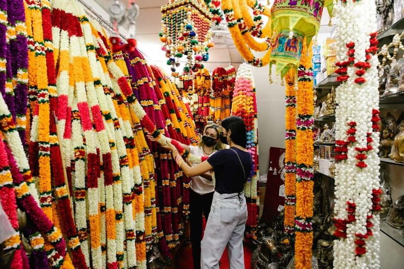 Delhi: Old Delhi Guided Tour with Rickshaw & Entry Tickets - Price and Value: When $2.61 Makes You Double-Check the Option