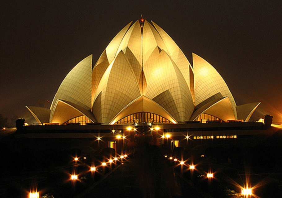 Delhi: Old Delhi & New Delhi Full & Half Day Private Tour - Red Fort and Agrasen ki Baoli: Architecture With a Breather
