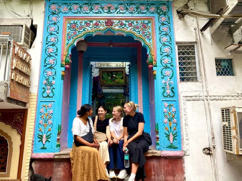 Delhi: Old Delhi's Street Food, Temples & Spice Market Tour - Old Delhi sights and the little landmark pauses you’ll actually use